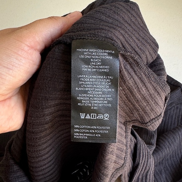 Pilcro Black Fitted Long Sleeve - Picture 4 of 4